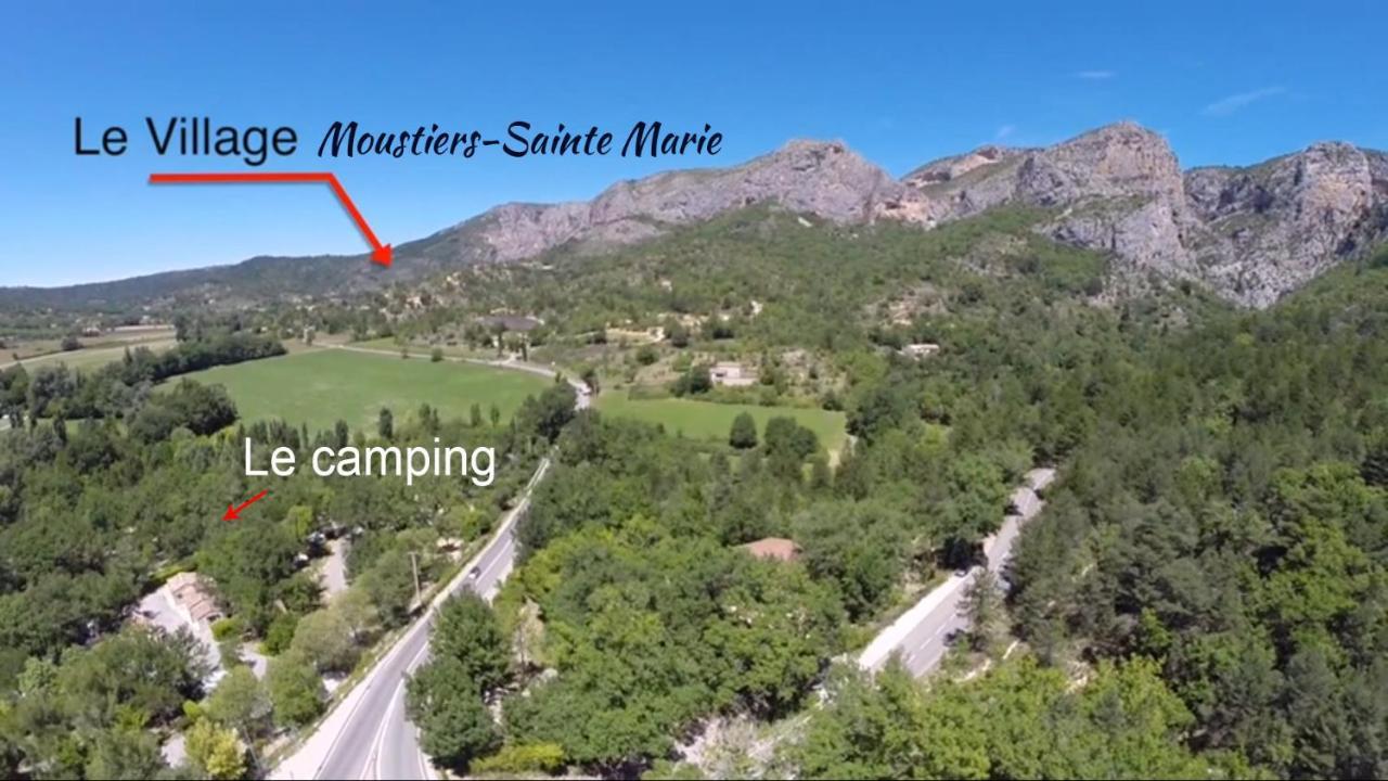 Camping Le Saint Clair Moustiers-Sainte-Marie Exterior photo