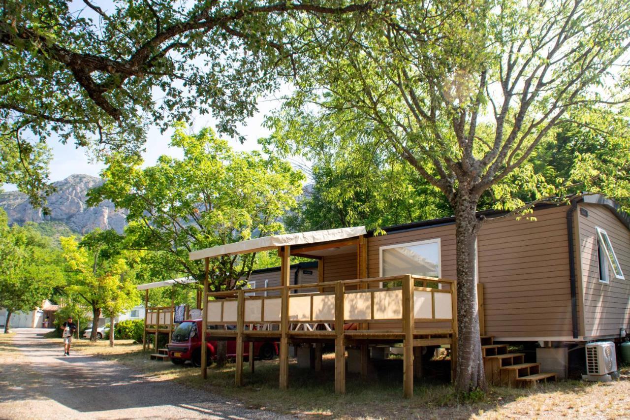 Camping Le Saint Clair Moustiers-Sainte-Marie Exterior photo